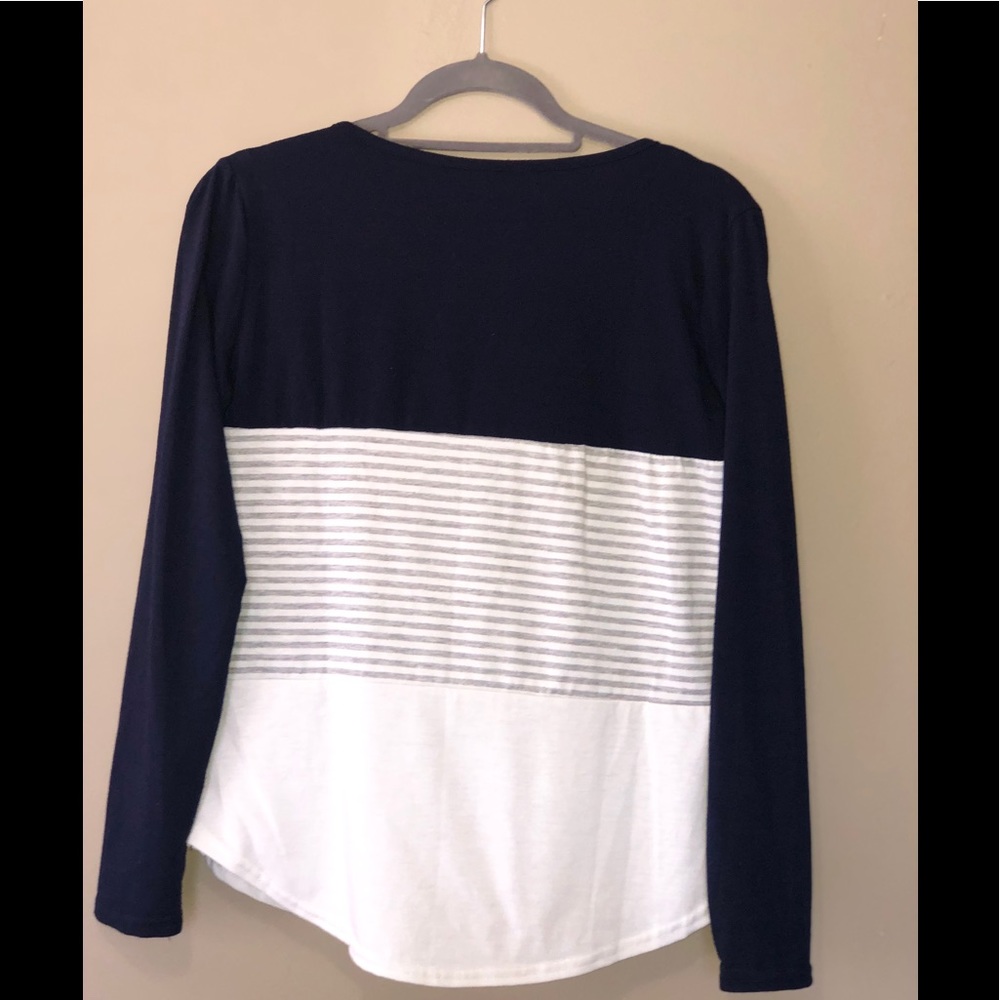 Navy striped Top - Picture 2 of 2